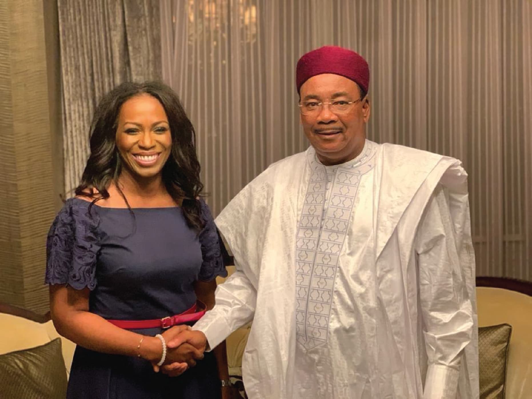 Nicole Sulu et S.E. Mahamadou Issoufou, ancien Président de la République du Niger
